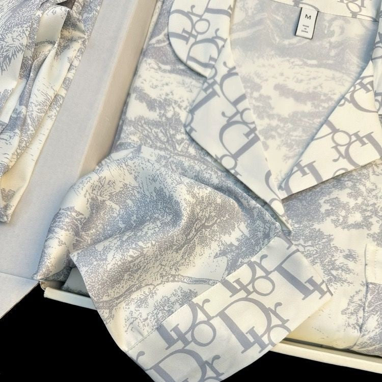 Instagram Popular Pajamas Women's Spring and Autumn Cool Ice Silk Outwear High-end Style Home Clothes Luxury Long-sleeved Summer suit
